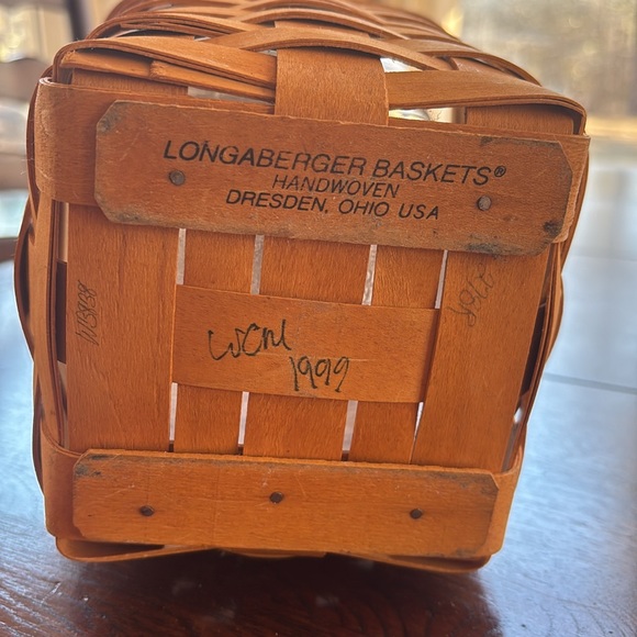 Longaberger basket - Picture 3 of 3